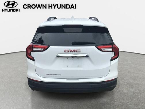 Summit White 2023 GMC Terrain SLE