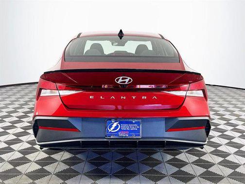 2025 Hyundai ELANTRA Sport