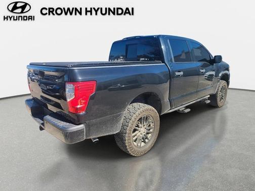 2019 Nissan Titan SV