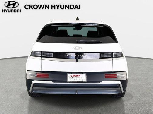 2025 Hyundai IONIQ 5 SE