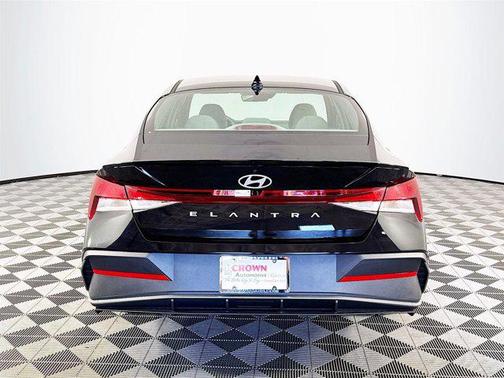 2025 Hyundai ELANTRA Sport