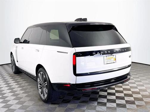2023 Land Rover Range Rover Autobiography