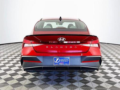 2025 Hyundai ELANTRA Sport
