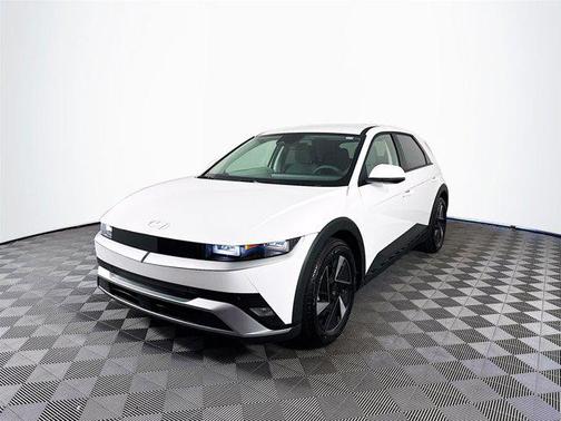 2025 Hyundai IONIQ 5 SE