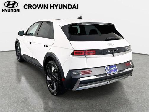 2025 Hyundai IONIQ 5 SE