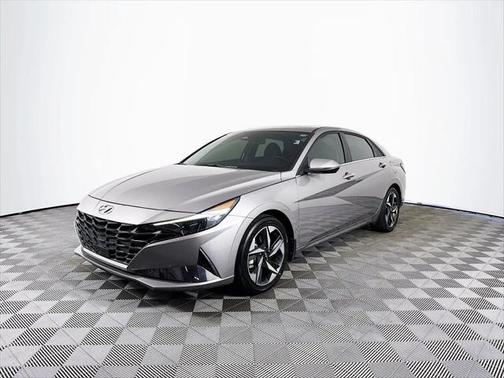 2022 Hyundai ELANTRA Limited