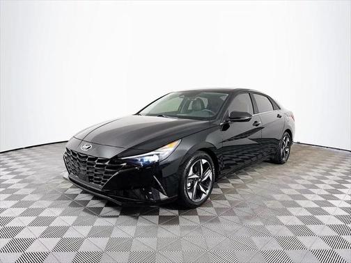 2023 Hyundai ELANTRA Limited
