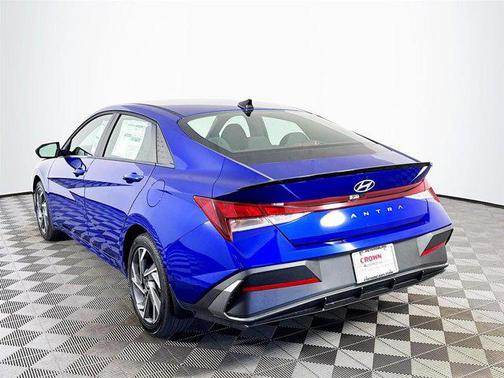 2025 Hyundai ELANTRA Sport