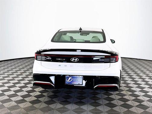 2025 Hyundai SONATA SEL