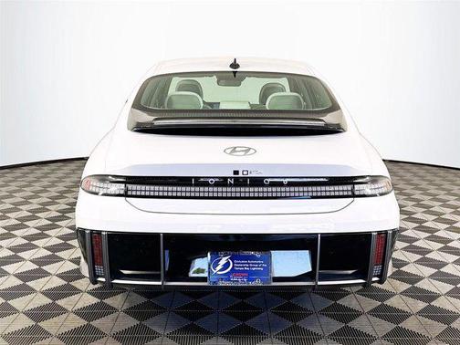 2025 Hyundai IONIQ 6 SEL