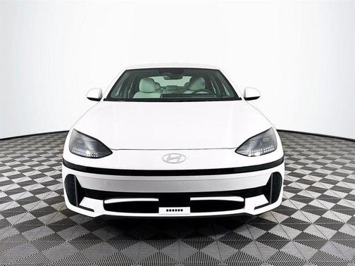 2025 Hyundai IONIQ 6 SEL