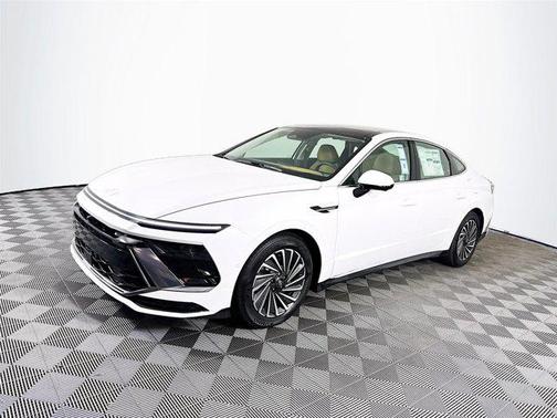 2025 Hyundai SONATA Hybrid Limited