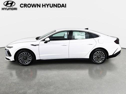 2025 Hyundai SONATA Hybrid SE