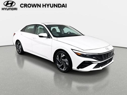 2025 Hyundai ELANTRA Limited