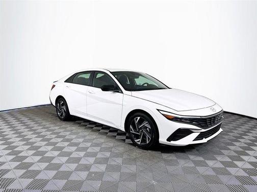 2025 Hyundai ELANTRA Sport