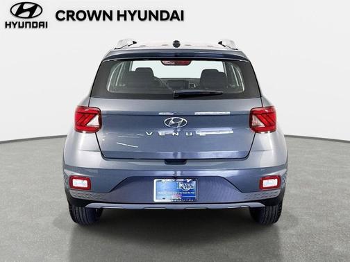 Ecotronic Gray 2026 Hyundai VENUE SEL