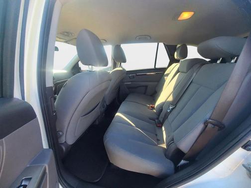 2012 Hyundai SANTA FE GLS