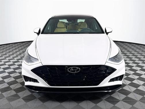 2023 Hyundai SONATA Limited