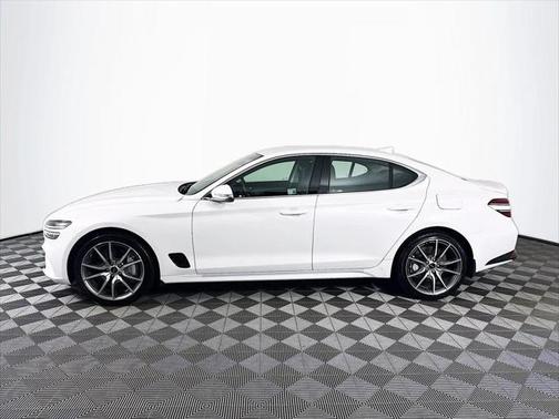 2025 Genesis G70 2.5T RWD
