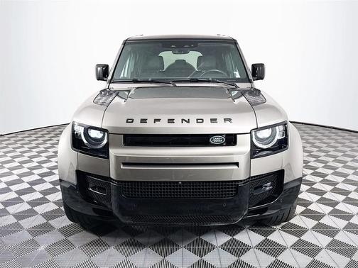 2024 Land Rover Defender 110 P400 X-Dynamic SE