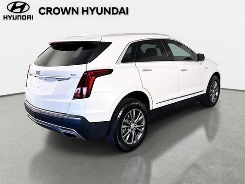 2022 Cadillac XT5 Premium Luxury