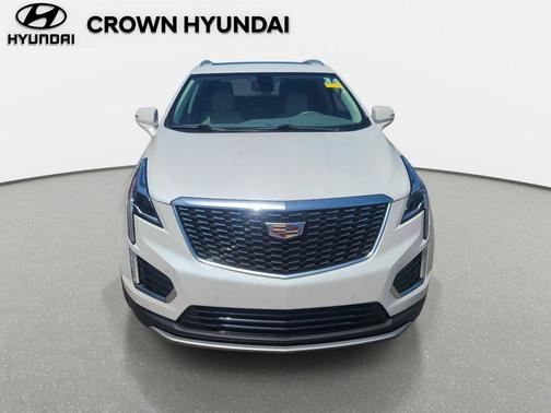 Crystal White Tricoat 2022 Cadillac XT5 Premium Luxury