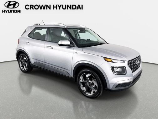Shimmering Silver 2026 Hyundai VENUE SEL