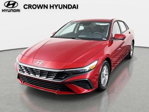 2026 Hyundai ELANTRA SE