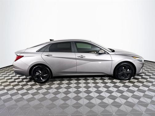 2023 Hyundai ELANTRA HEV Blue