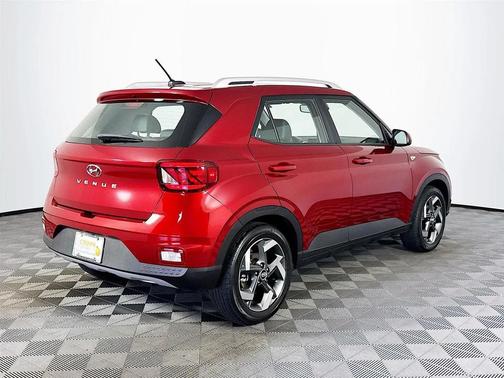 2024 Hyundai VENUE Limited