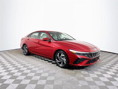 2025 Hyundai ELANTRA Limited