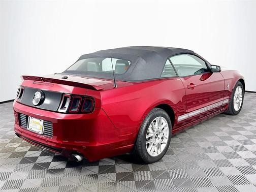 2014 Ford Mustang V6 Premium