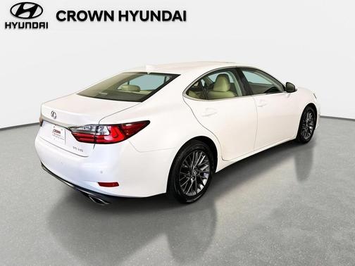 2018 Lexus ES 350 Base