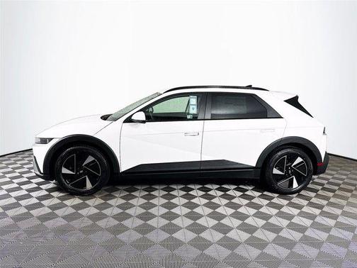 2025 Hyundai IONIQ 5 SEL
