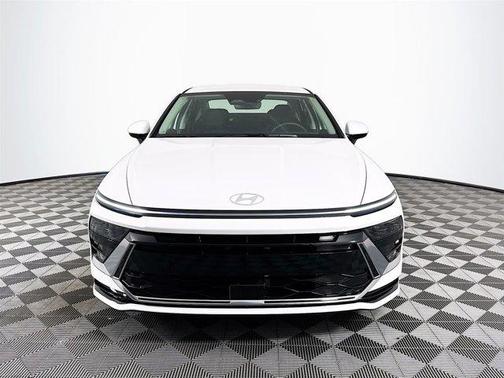 2025 Hyundai SONATA Hybrid SE