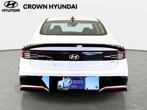 2025 Hyundai SONATA Hybrid SE