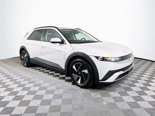 2025 Hyundai IONIQ 5 SEL
