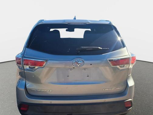 2016 Toyota Highlander Limited Platinum