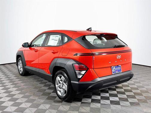 2025 Hyundai KONA SE