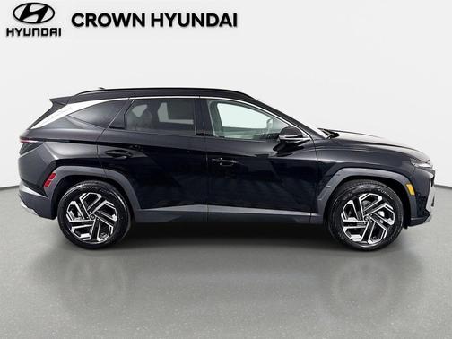 Phantom Black 2026 Hyundai TUCSON Limited