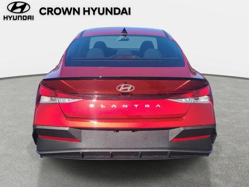 2025 Hyundai ELANTRA Sport