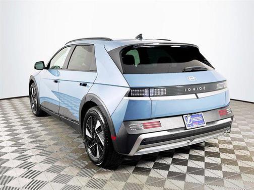 2025 Hyundai IONIQ 5 SEL