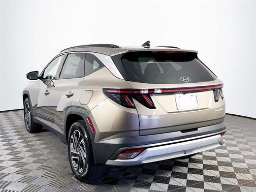 2025 Hyundai TUCSON Hybrid Limited