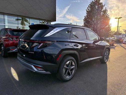 2025 Hyundai TUCSON Hybrid SEL Convenience