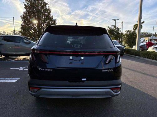 2025 Hyundai TUCSON Hybrid SEL Convenience