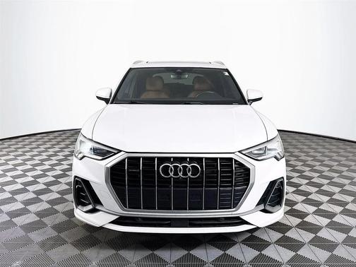 2022 Audi Q3 45 S line Premium Plus