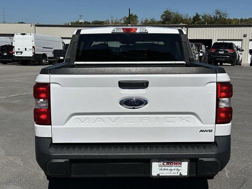 2022 Ford Maverick XL