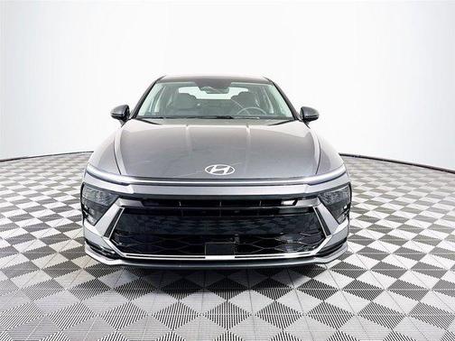2025 Hyundai SONATA Hybrid SE
