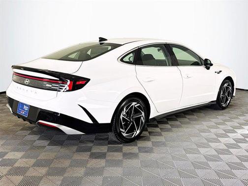 2026 Hyundai SONATA SEL