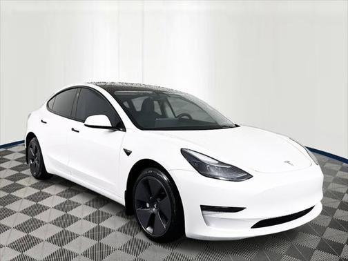 2023 Tesla Model 3 Standard Range